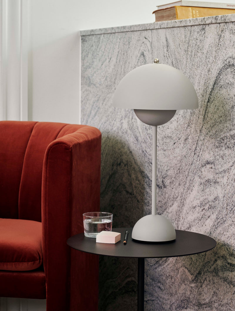 Flowerpot Table Lamp