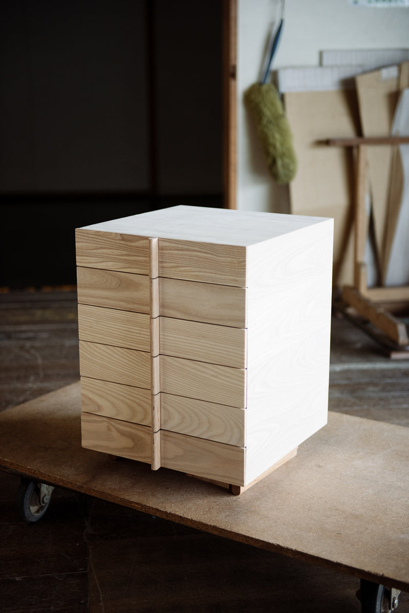 Column Chest
