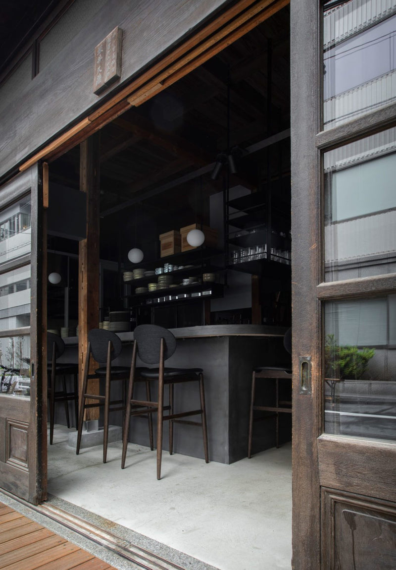Outline Bar | Counter Stool